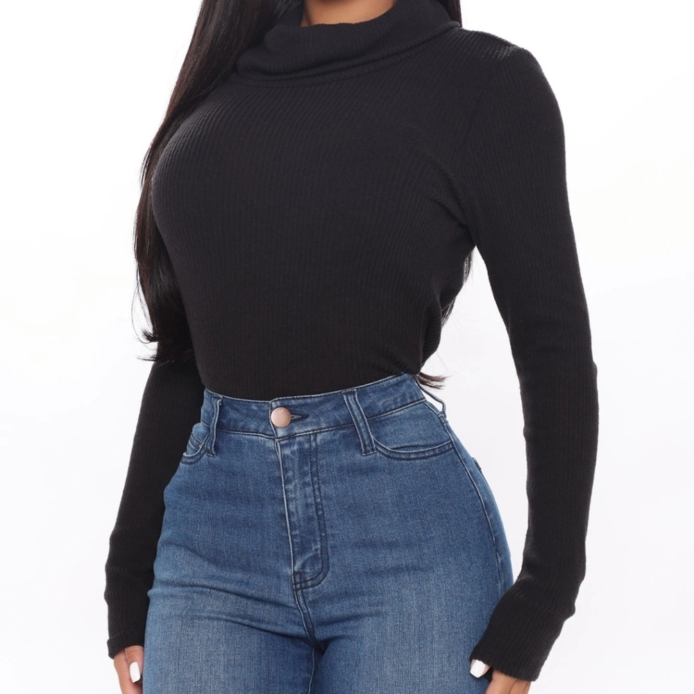 NWT Turtle Neck Top - Black